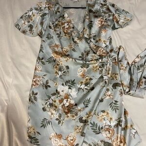 Vici silky floral